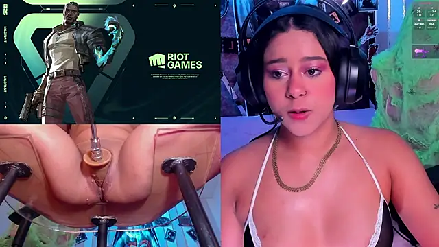 Snapshot of Gina_Kurt chatting on October 20, 3:18 am Gina Kurt online show from October 20, 3:18 am