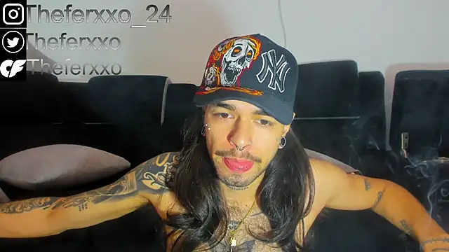 Snapshot of Theferxxo_12 chatting on March 20, 7:41 pm Theferxxo 12 online show from March 20, 7:41 pm