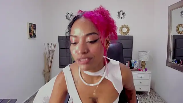 summer williams18 online show from December 5, 12:08 am