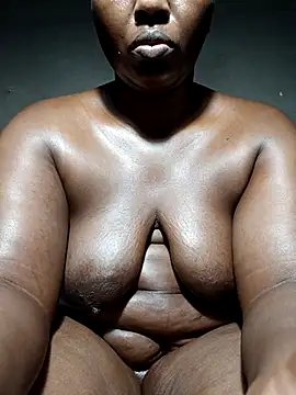 Snapshot of khetyvile chatting on March 21, 11:08 pm khetyvile online show from March 21, 11:08 pm