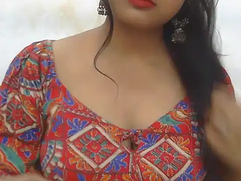 Snapshot of POOJA_199 chatting on October 6, 7:28 am POOJA 199 online show from October 6, 7:28 am