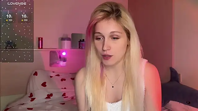  Annabel Myr  online show from October 6, 11:07 am