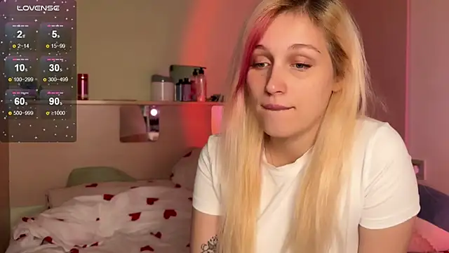  Annabel Myr  online show from October 15, 11:43 am