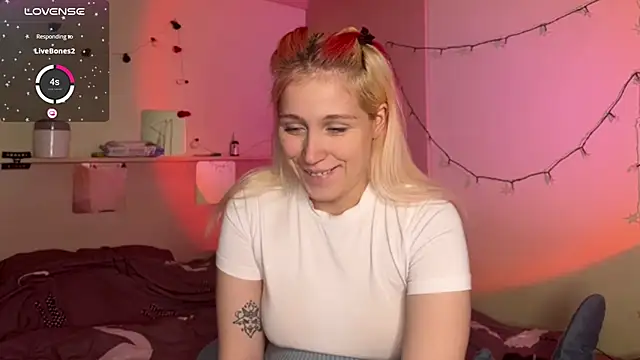  Annabel Myr  online show from February 2, 11:53 am