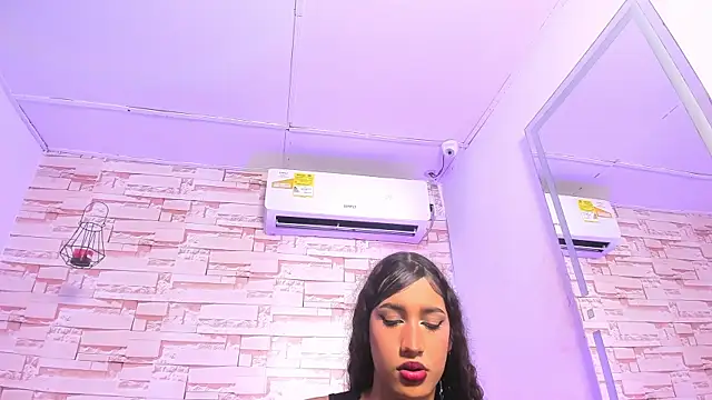 candice777 online show from May 6, 1:38 pm