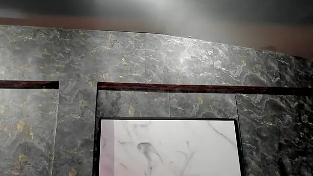 Skyyle  online show from May 8, 1:27 pm