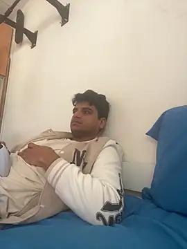 Noam7080z online show from February 4, 11:27 am