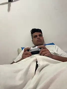 Noam7080z online show from April 1, 1:41 pm