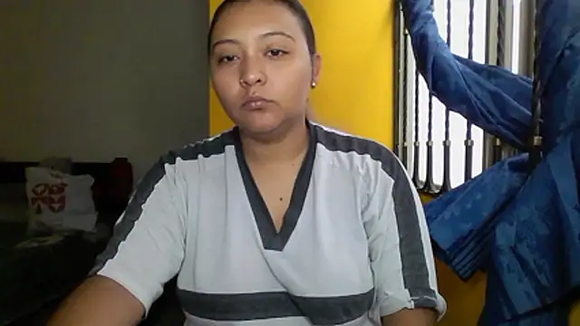 Snapshot of ALANA_150 chatting on March 21, 12:43 pm ALANA 150 online show from March 21, 12:43 pm