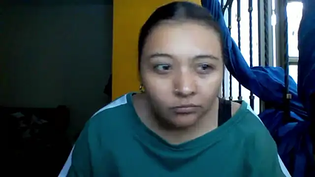 Snapshot of ALANA_150 chatting on May 11, 1:28 pm ALANA 150 online show from May 11, 1:28 pm