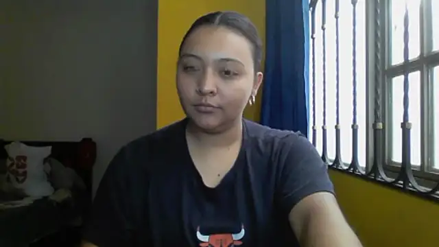 Snapshot of ALANA_150 chatting on May 13, 1:52 pm ALANA 150 online show from May 13, 1:52 pm