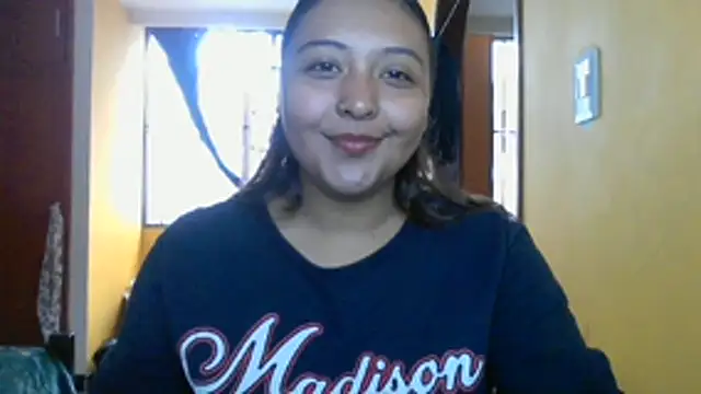 Snapshot of ALANA_150 chatting on May 28, 1:41 pm ALANA 150 online show from May 28, 1:41 pm