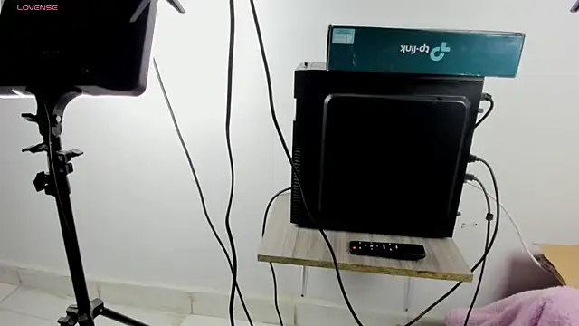 Snapshot of Lady_miss___ chatting on October 22, 3:01 pm Lady miss online show from October 22, 3:01 pm