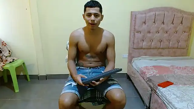 Lil condor bby1 online show from November 18, 10:14 pm