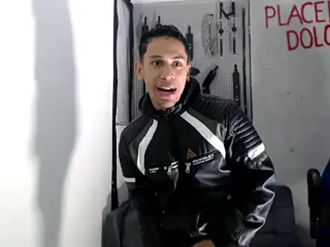 dylan apol0 online show from September 15, 3:39 am