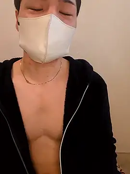 kqitooo online show from April 11, 3:33 am