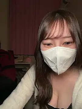 Snapshot of MOEMOE-Q chatting on April 16, 6:09 pm MOEMOE-Q online show from April 16, 6:09 pm