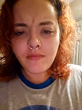 Snapshot of nuttiebuddy1 chatting on September 28, 1:44 am nuttiebuddy1 online show from September 28, 1:44 am