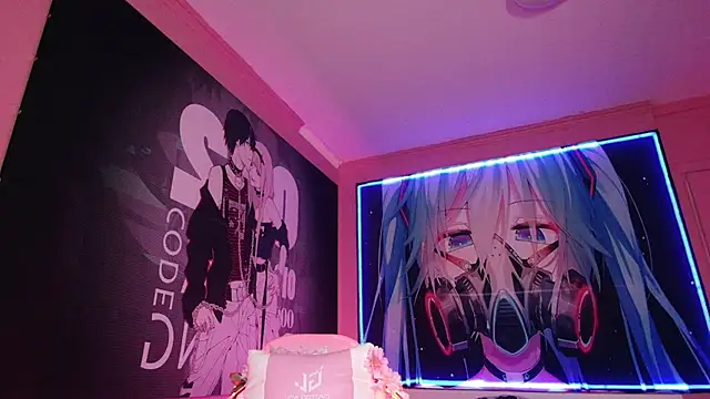 Snapshot of MilkMeSoftly chatting on September 26, 8:40 am MilkMeSoftly online show from September 26, 8:40 am