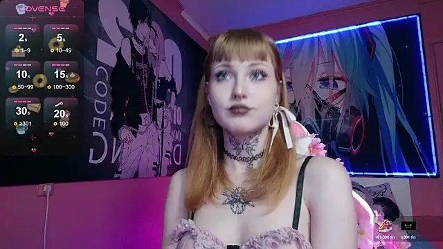 Snapshot of MilkMeSoftly chatting on October 3, 8:22 am MilkMeSoftly online show from October 3, 8:22 am