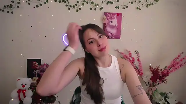 Amanda Bright  online show from May 7, 10:42 am