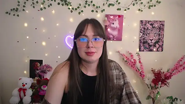 Amanda Bright  online show from May 18, 10:54 am