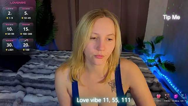 Anna Chelsea online show from May 18, 1:02 am