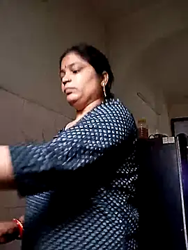 Snapshot of Trisha_71 chatting on October 14, 3:51 am Trisha 71 online show from October 14, 3:51 am