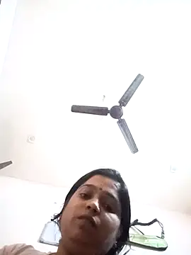 Snapshot of Trisha_71 chatting on October 27, 9:24 am Trisha 71 online show from October 27, 9:24 am