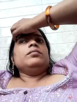 Snapshot of Trisha_71 chatting on October 28, 11:03 am Trisha 71 online show from October 28, 11:03 am