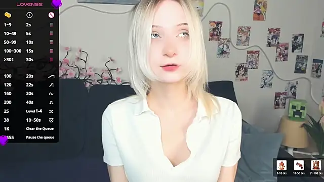 Snapshot of Megan--chan chatting on February 27, 6:52 pm Megan--chan online show from February 27, 6:52 pm