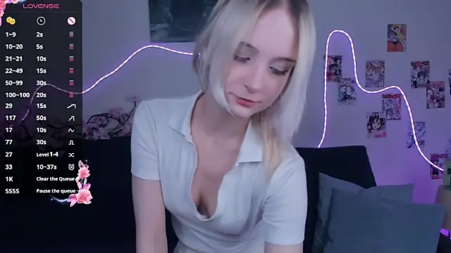 Snapshot of Megan--chan chatting on March 19, 5:06 pm Megan--chan online show from March 19, 5:06 pm