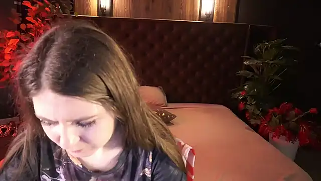 CraveeDoll online show from March 31, 6:41 pm