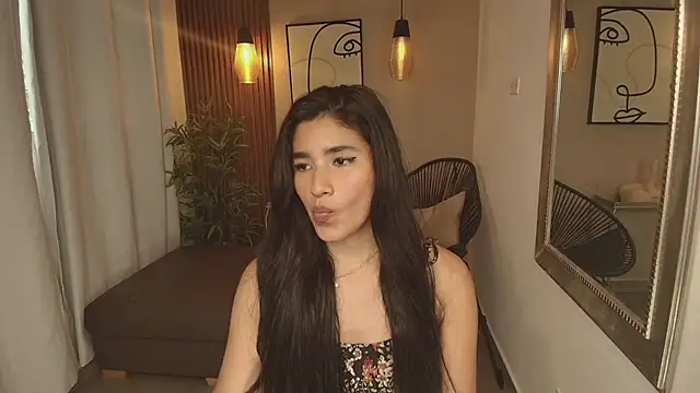 Lia Mar  online show from September 20, 6:20 pm