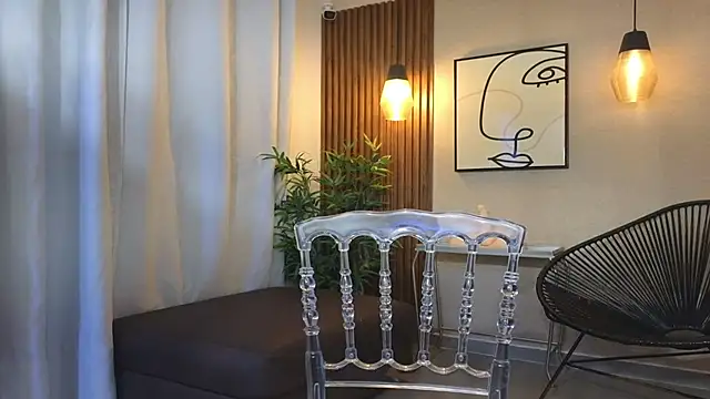 Lia Mar  online show from October 10, 6:18 pm