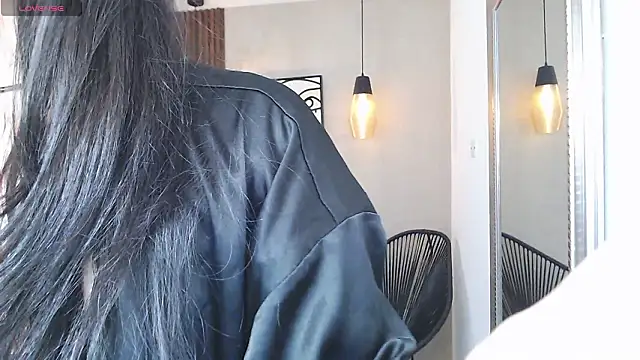 Lia Mar  online show from March 10, 7:08 pm