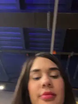 BellaLeclair online show from December 17, 6:36 pm