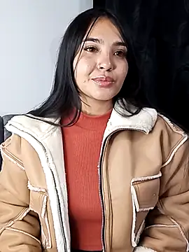 Snapshot of meli__brown chatting on September 21, 6:37 am meli  brown online show from September 21, 6:37 am