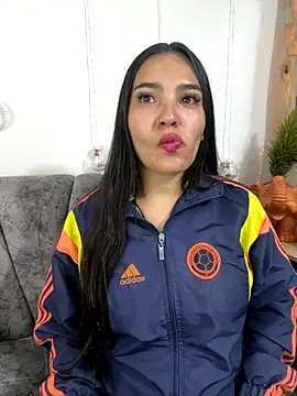 meli  brown online show from December 20, 2:29 am