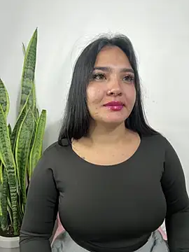 meli  brown online show from May 18, 4:07 am