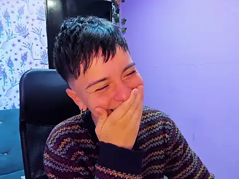 Snapshot of _Hannah_Hot chatting on October 10, 3:05 am  Hannah Hot online show from October 10, 3:05 am