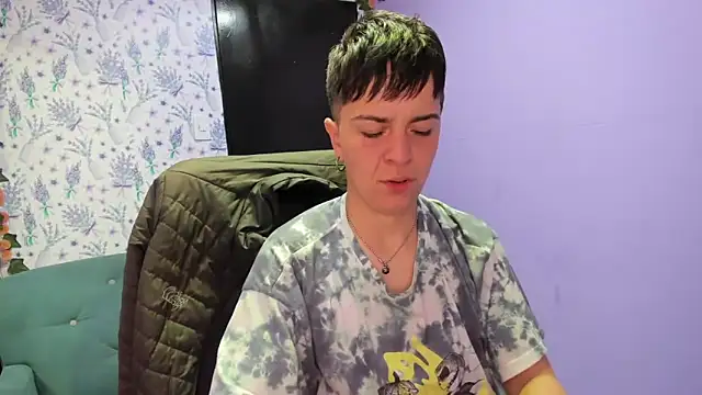 Snapshot of _Hannah_Hot chatting on October 17, 2:15 am  Hannah Hot online show from October 17, 2:15 am