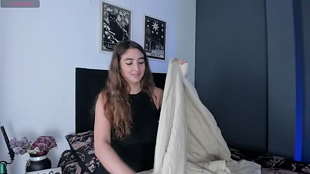 Snapshot of Alice_Dickinssonn chatting on September 29, 1:16 pm Alice Dickinssonn online show from September 29, 1:16 pm