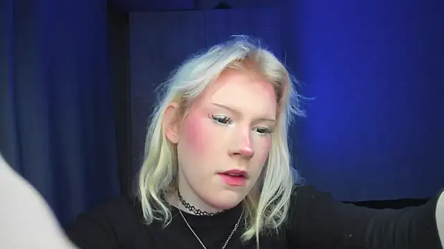 Snapshot of Sasyhk0 chatting on February 5, 12:59 am Sasyhk0 online show from February 5, 12:59 am