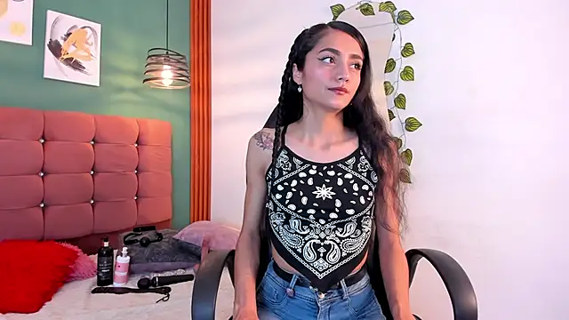 raven smith  online show from January 17, 5:34 am