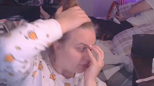 Sexyblonde12344 online show from October 15, 2:22 am