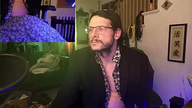 MasterDaddyCool online show from November 15, 12:30 am