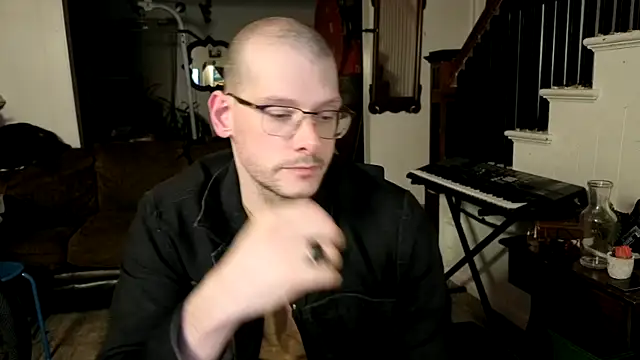 Snapshot of MasterDaddyCool chatting on June 20, 5:43 am MasterDaddyCool online show from June 20, 5:43 am