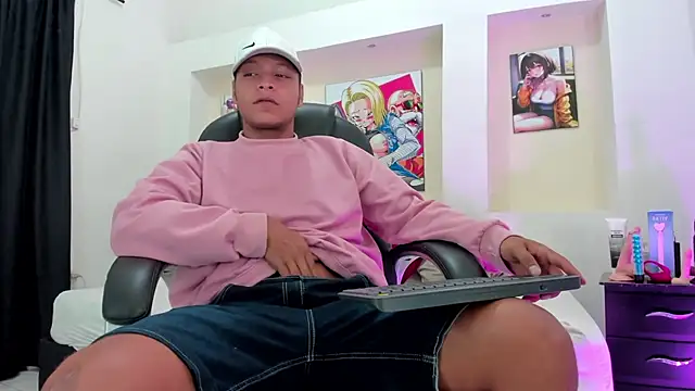 Ricky Owens1 online show from December 3, 7:56 pm