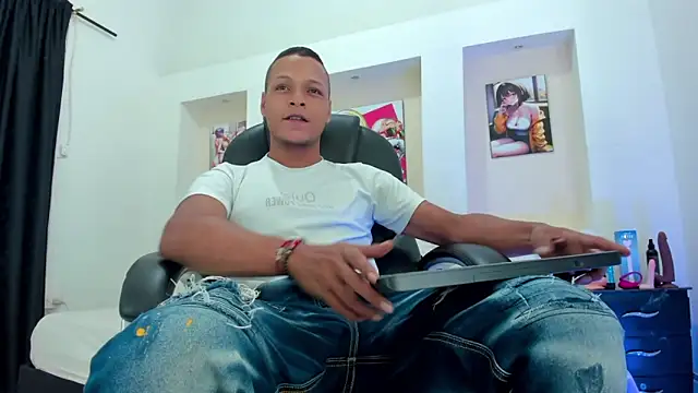 Ricky Owens1 online show from December 16, 7:52 pm